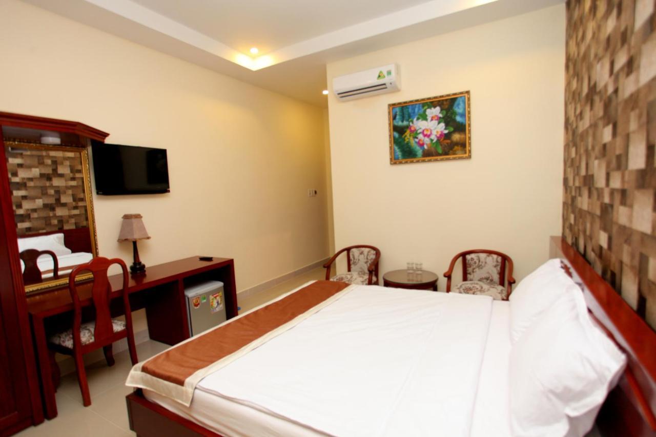 Nhat Minh Hotel Ла Ги Екстериор снимка